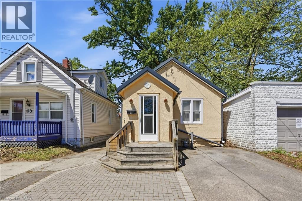 15 Kent Street, Welland
