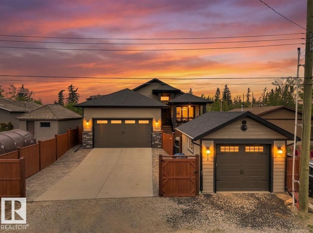 5052 Lakeshore Dr, Sylvan Lake
