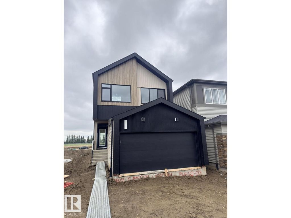 7387 Klapstein Cr Sw, Edmonton