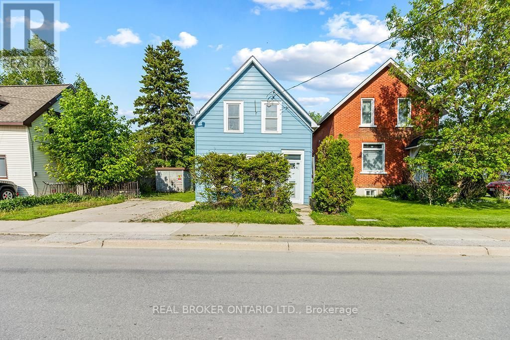 1323 2nd Avenue W, Owen Sound