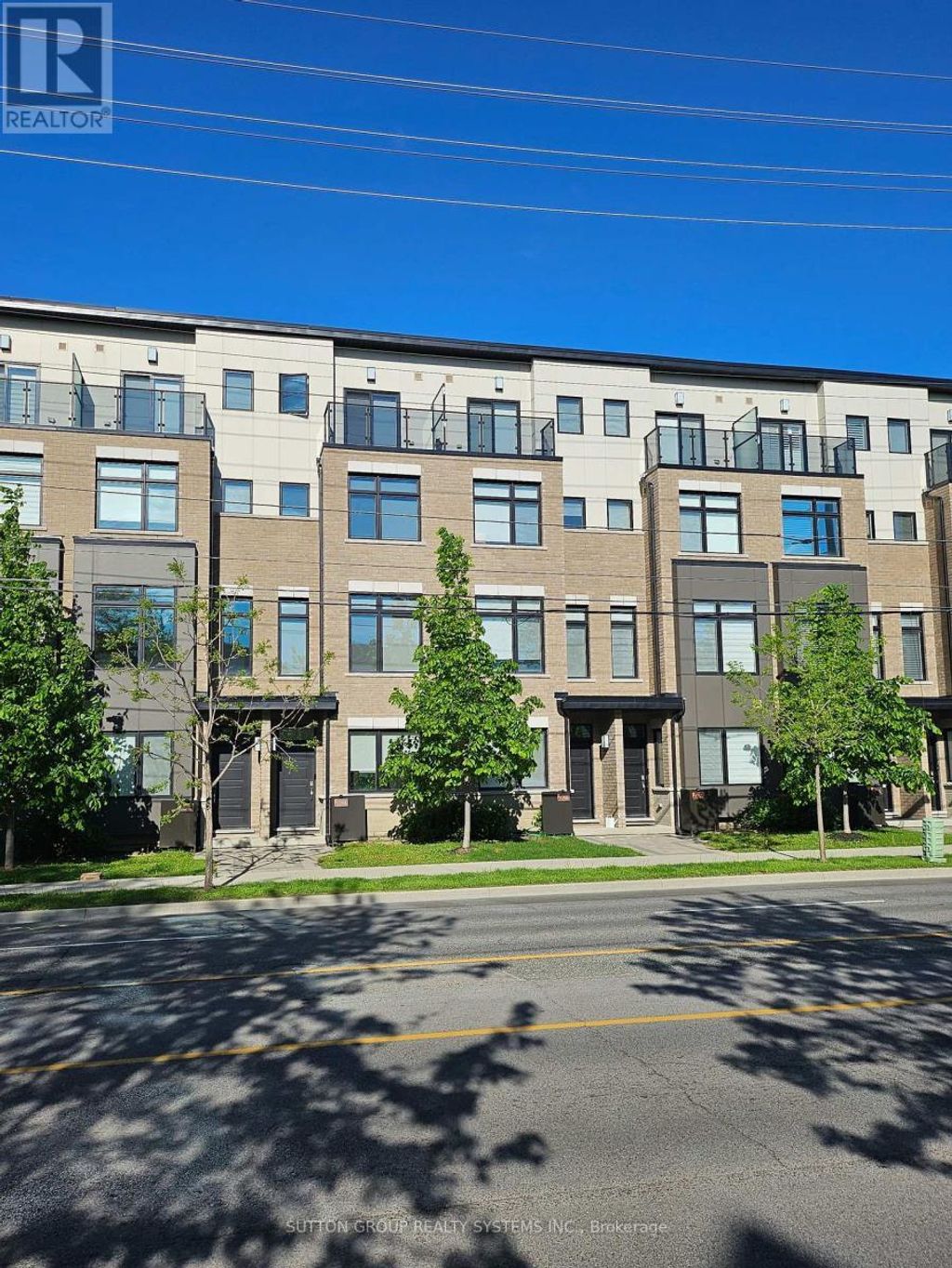 1126a Islington Avenue, Toronto (islington-City Centre West)