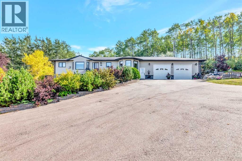 317 6 Avenue, Paradise Hill