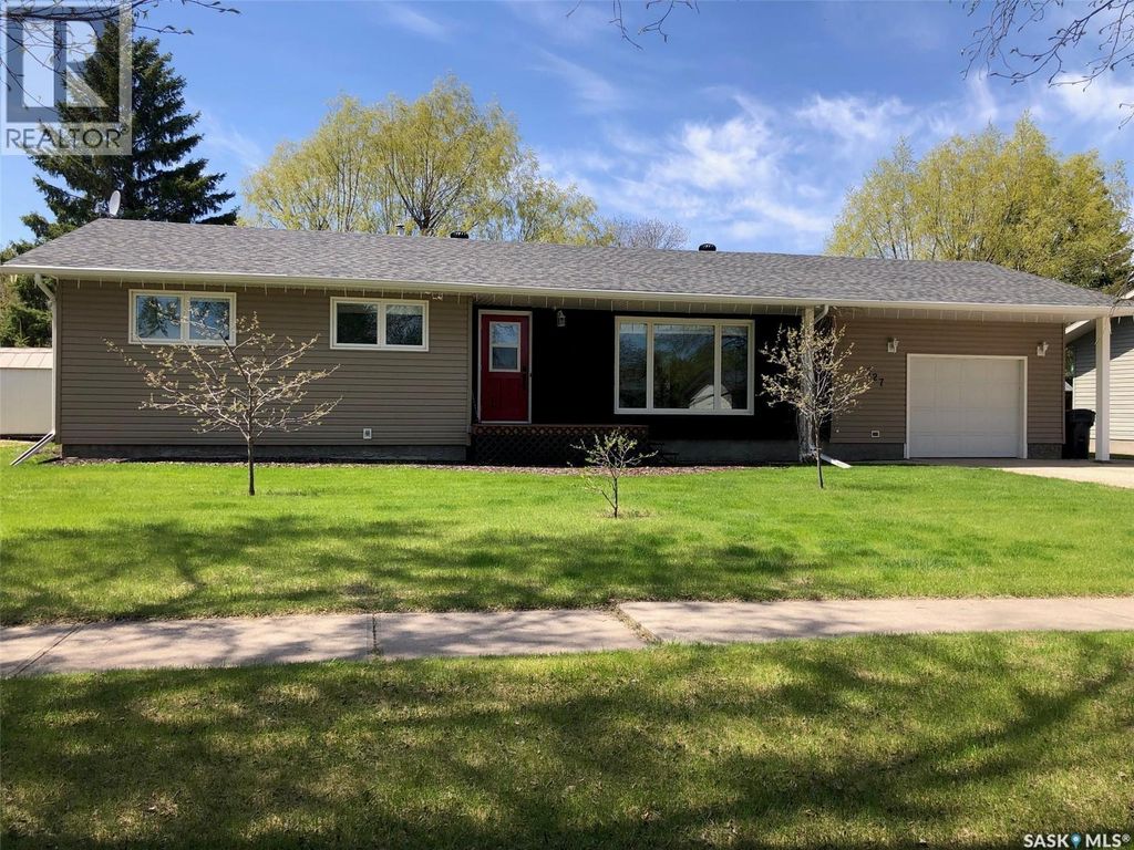 727 4th Street, Canora