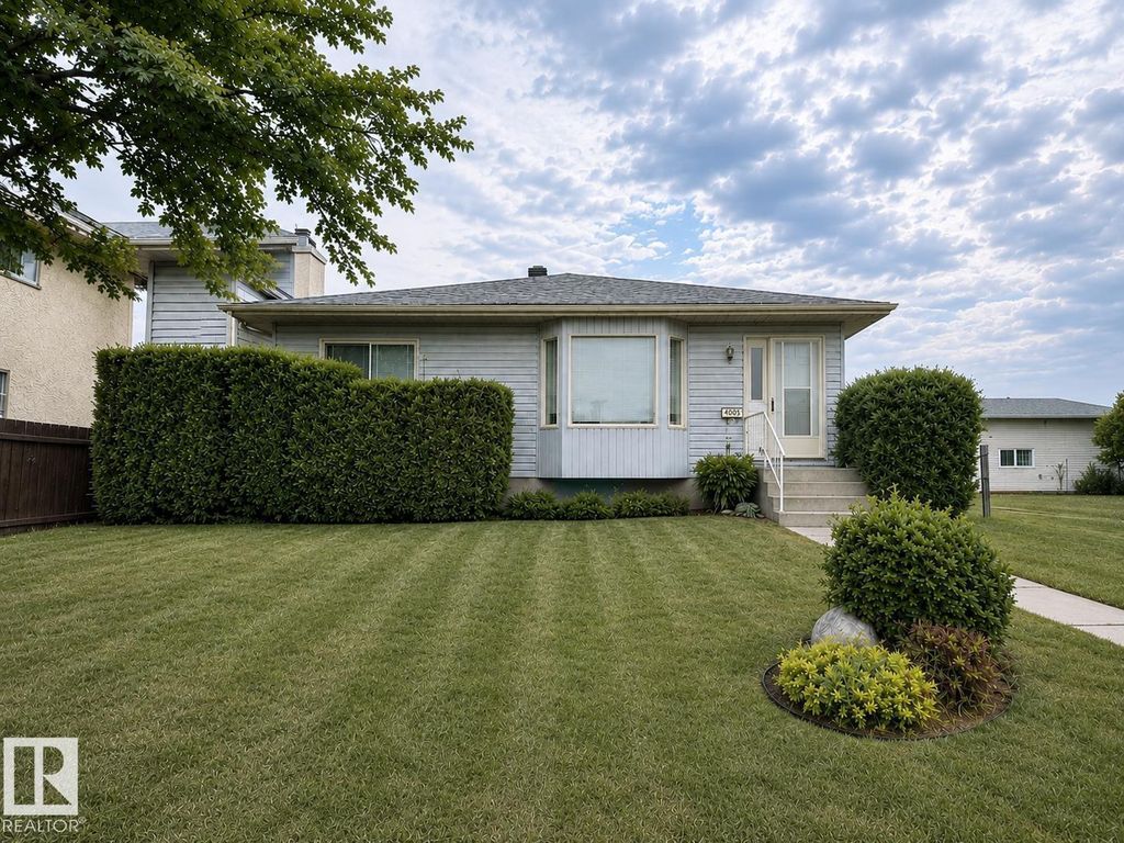 4005 55 Av, Whitecourt