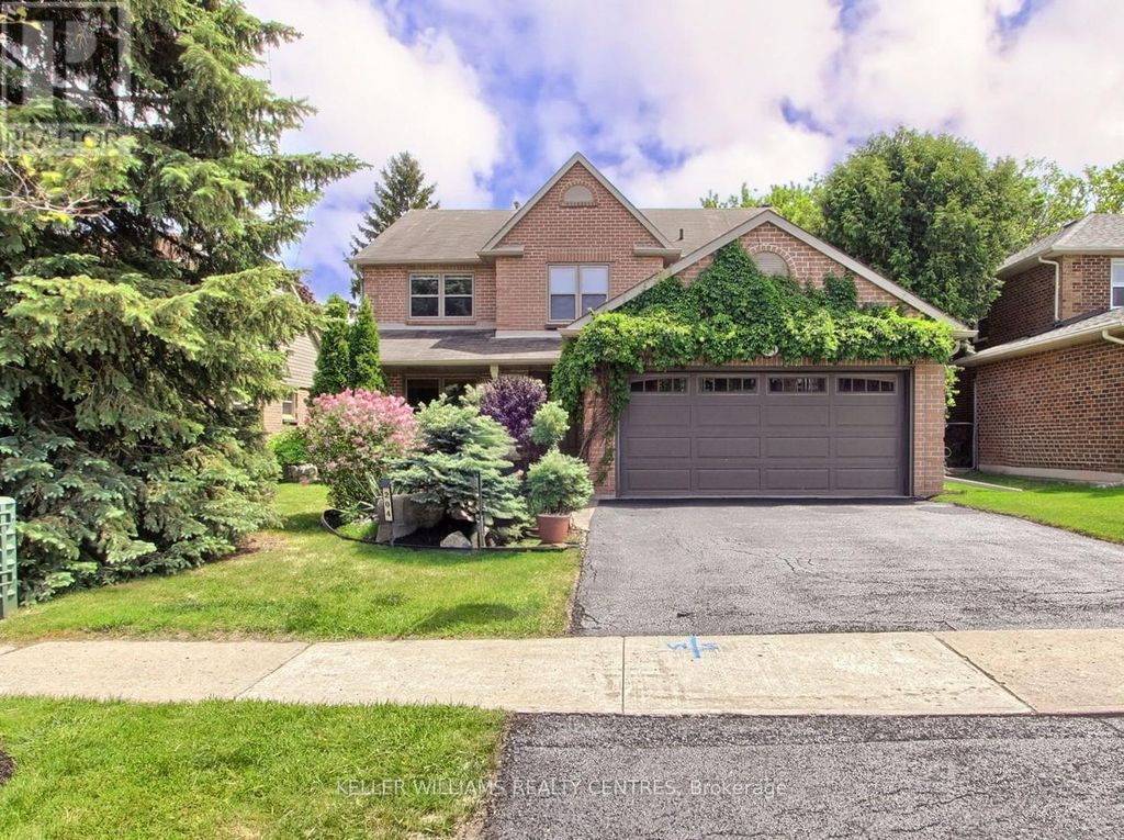 204 Crossland Gate, Newmarket (glenway Estates)