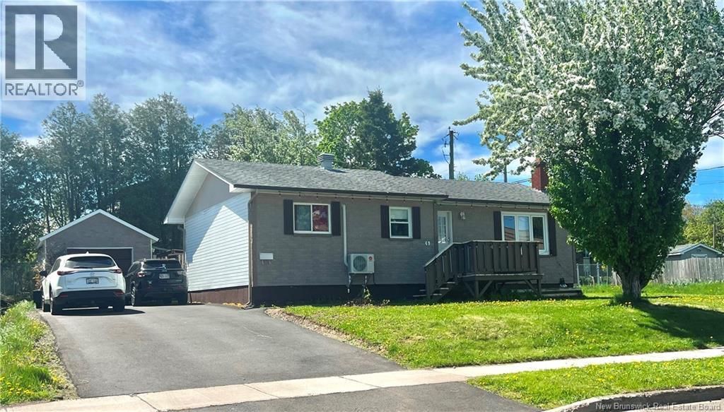 49 Beechwood Avenue, Moncton