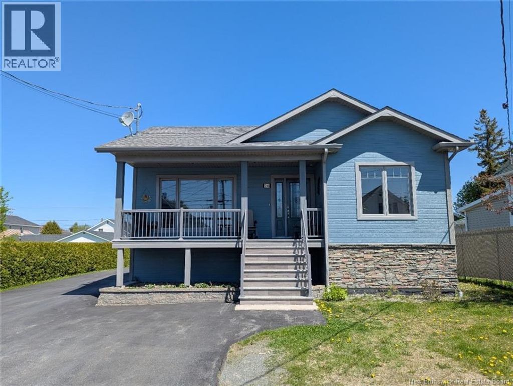 26 Rue Mgr Melanson, Saint-Quentin