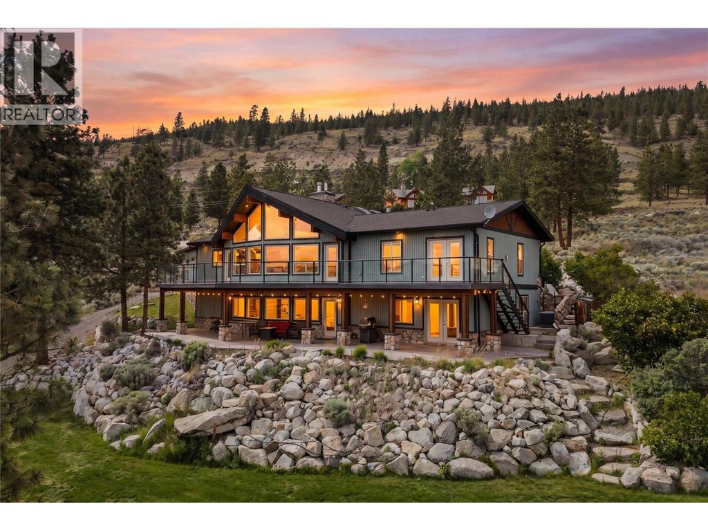 6488 Monck Park Road, Merritt
