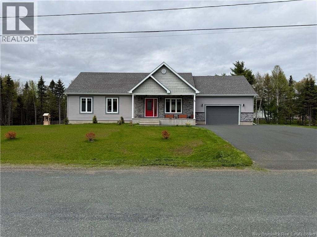 15 Rue Girouard, Saumarez