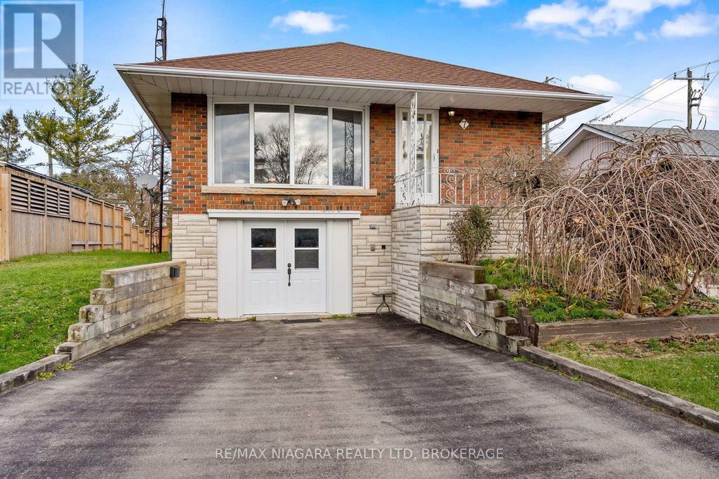 7 South Crescent, Port Colborne (sugarloaf)