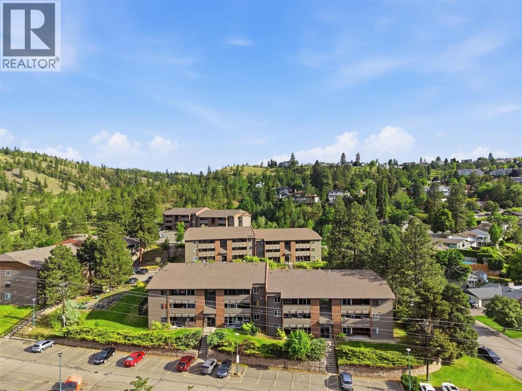44 Whiteshield Crescent S Unit# 102, Kamloops