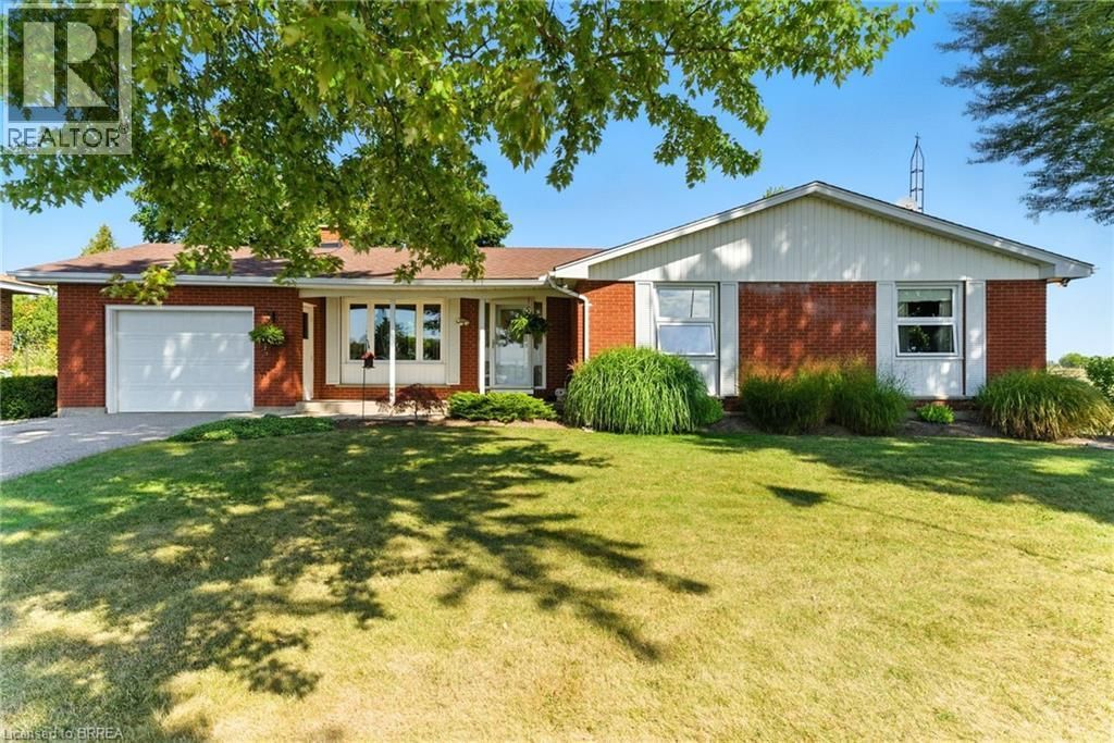 207 Robinson Road, Brantford