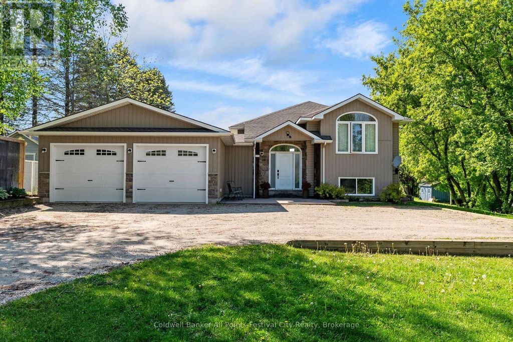 438 Ross Street, Huron-Kinloss (lucknow)
