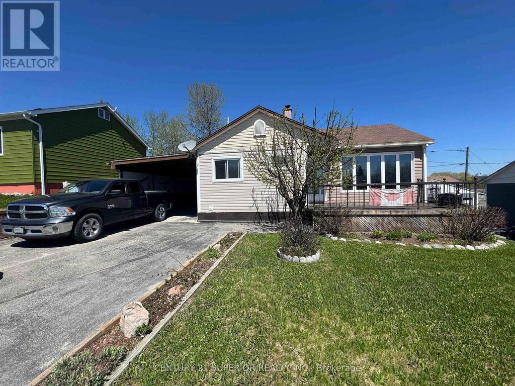 3 Falcon Drive, Manitouwadge (tb-73)
