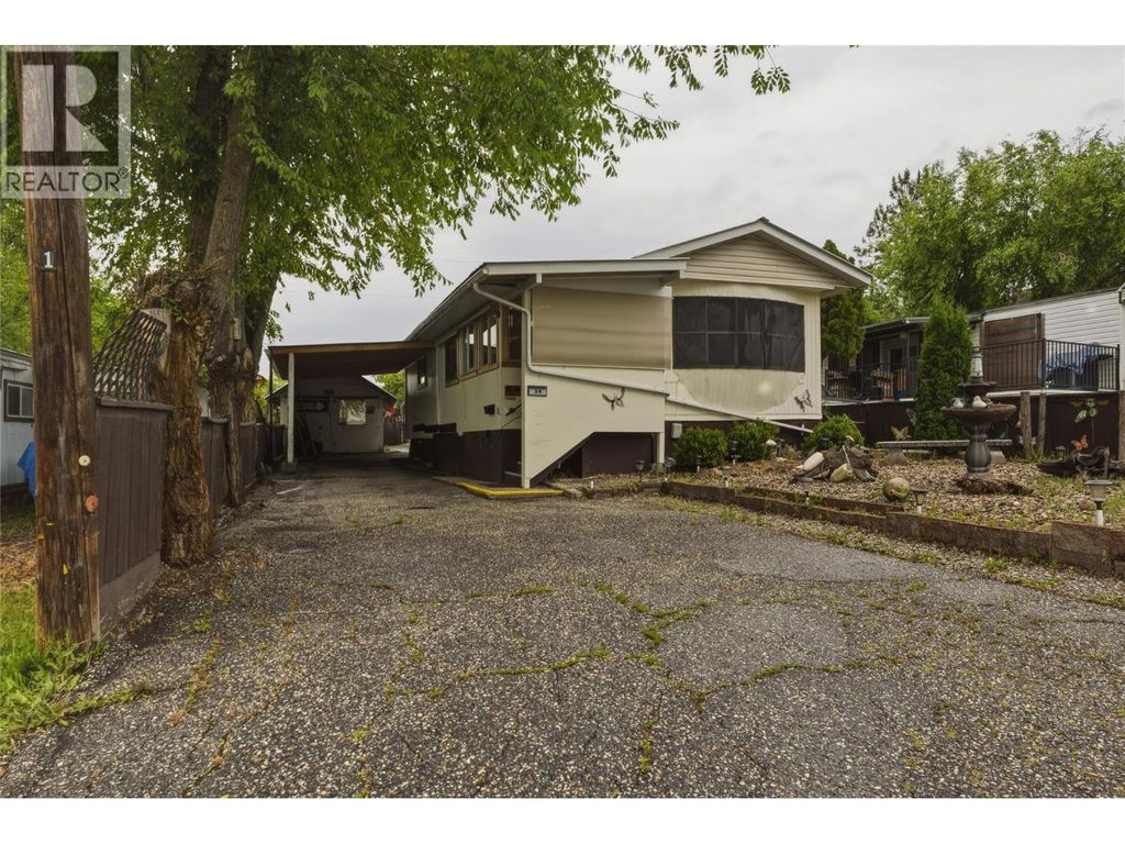 7400 Pleasant Valley Road Unit# 34, Vernon
