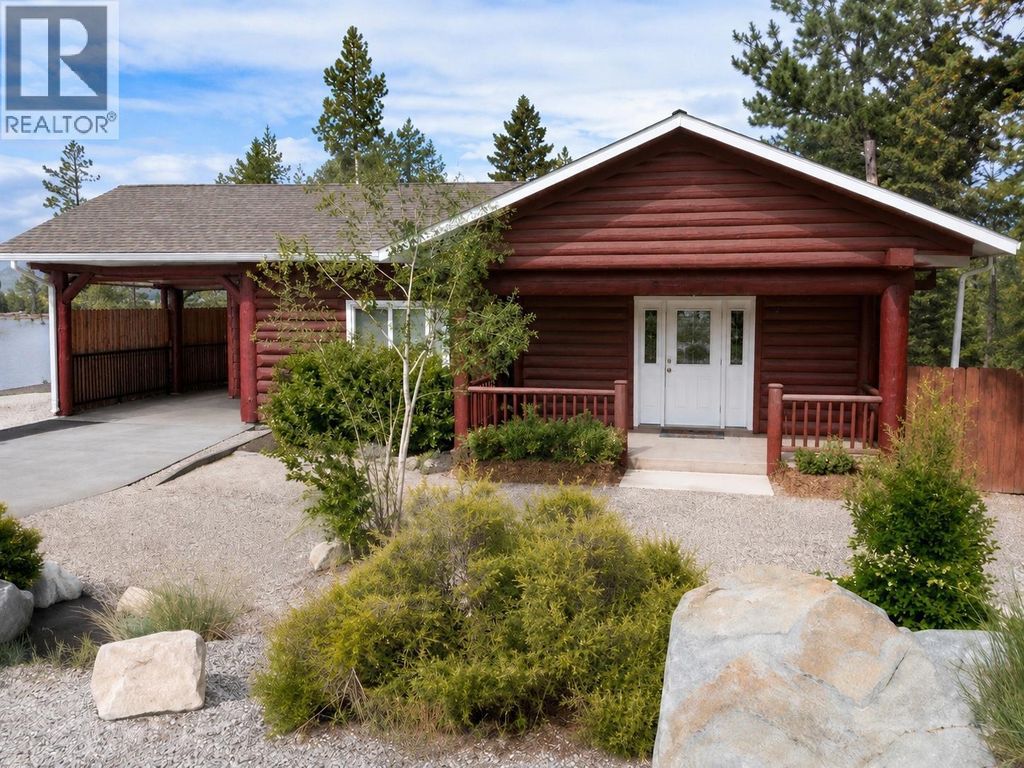2151 33rd Avenue N, Cranbrook