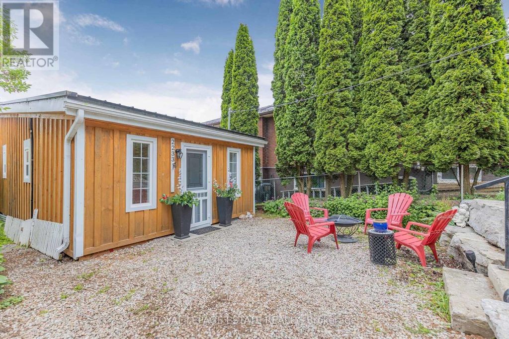 2233 North Orr Lake Road, Springwater