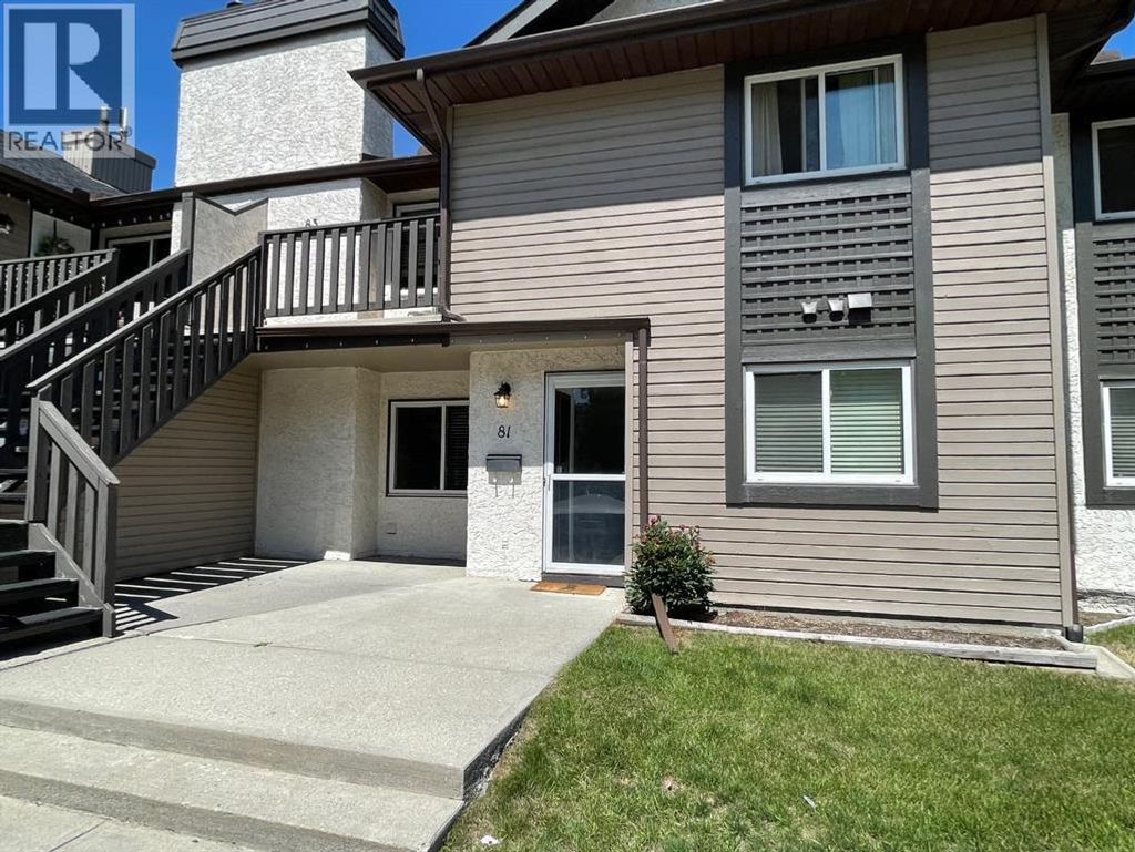 81 Cedar Springs Gardens Sw, Calgary