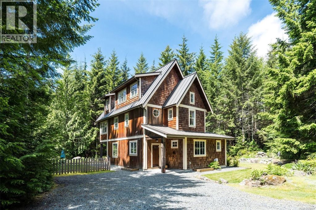 3890 Trailhead Dr, Sooke