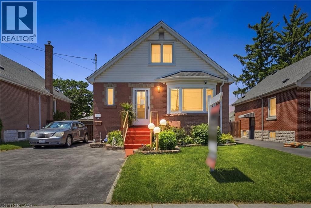 192 Parkdale Avenue S, Hamilton