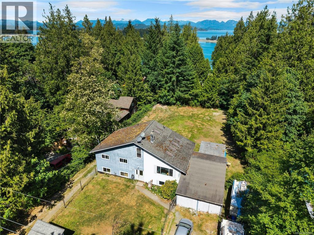 1376 Hooley Rd, Quadra Island