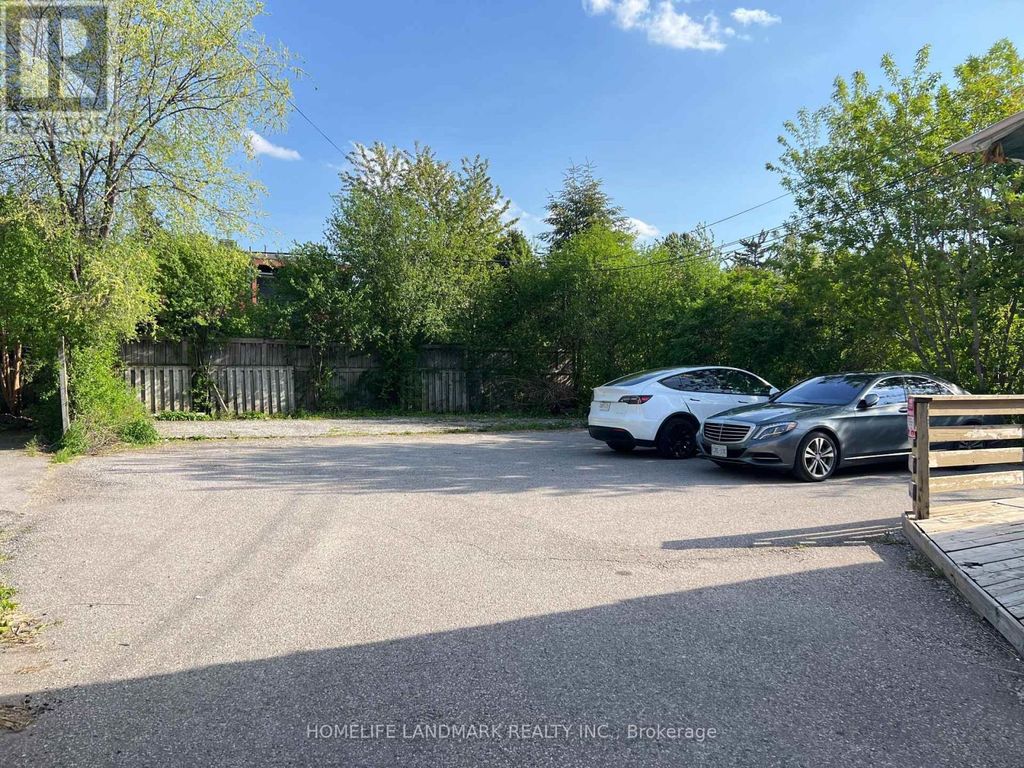 149 Finch Avenue W, Toronto (willowdale West)