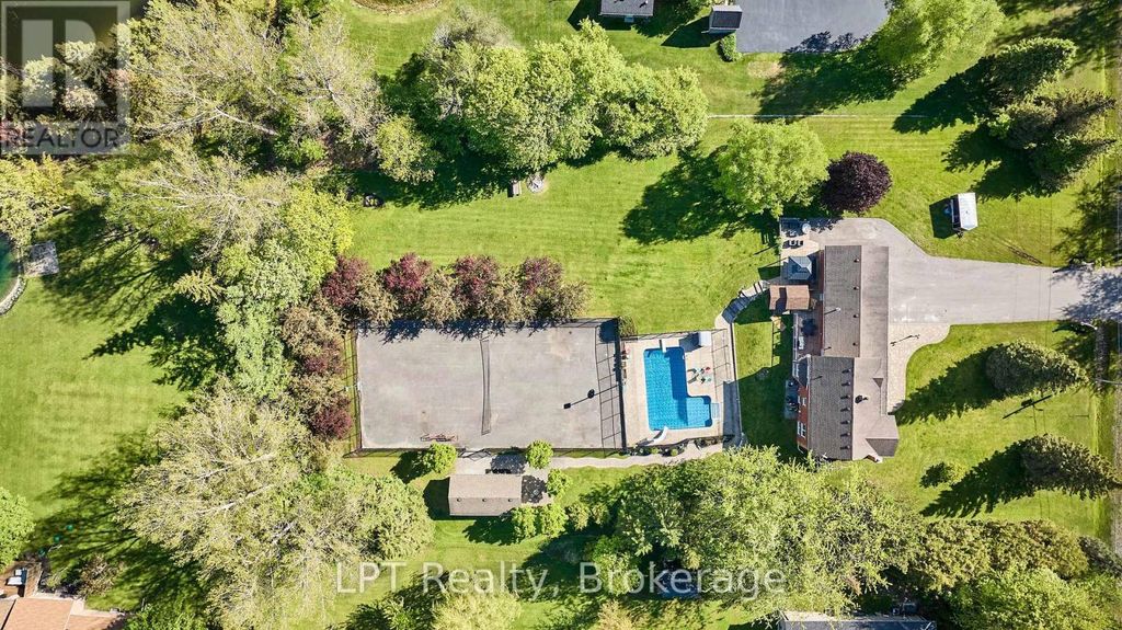 16 Cawkers Cove Road, Scugog (port Perry)
