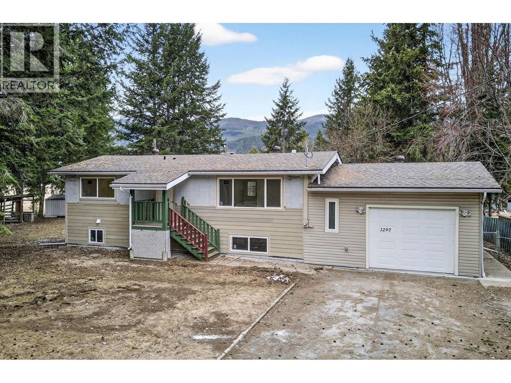 1297 Thompson Drive, Clearwater