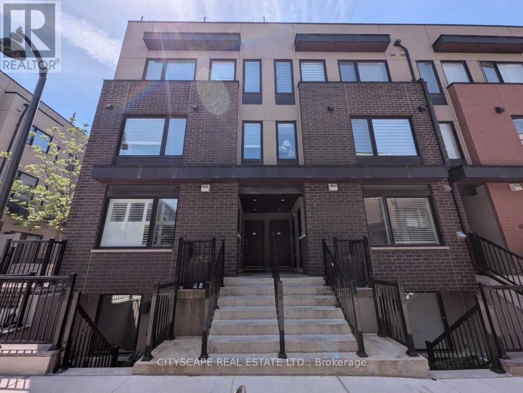 4 - 142 William Duncan Road, Toronto (downsview-Roding-Cfb)