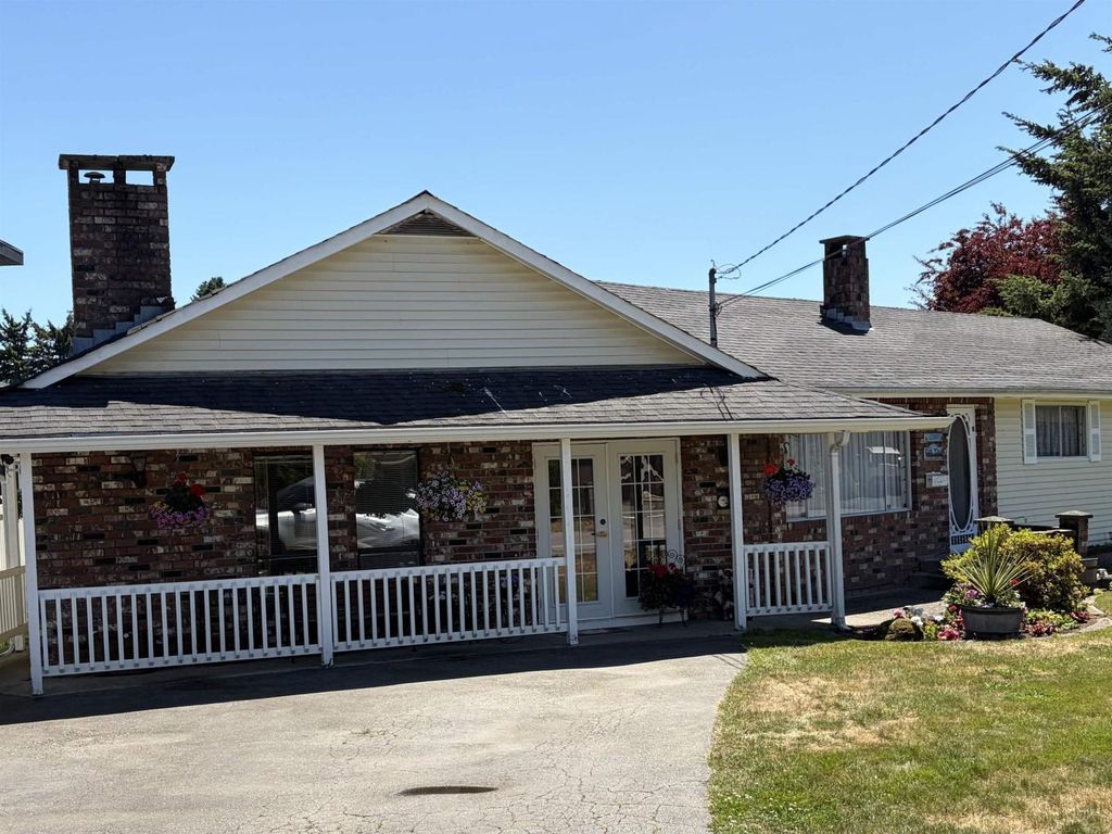 12204 85a Avenue, Surrey