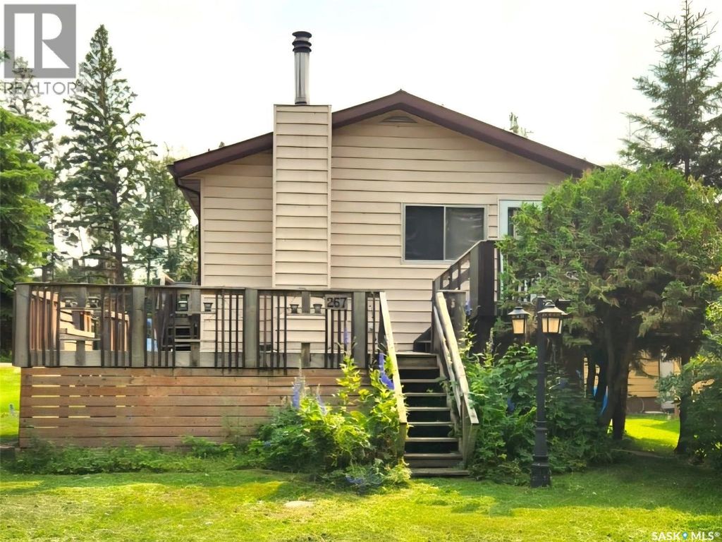 267 Lakeshore Drive, Emma Lake