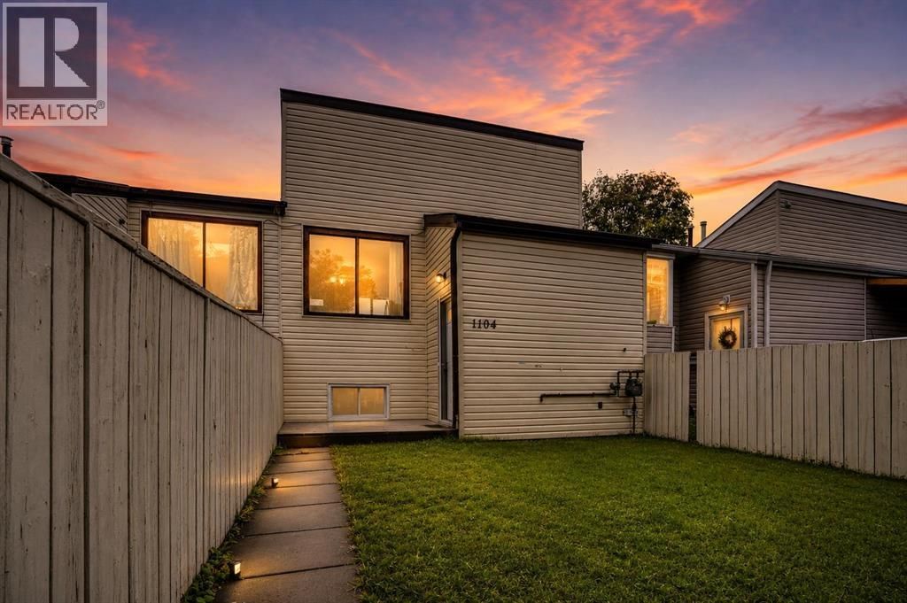 1104 53c Street Se, Calgary