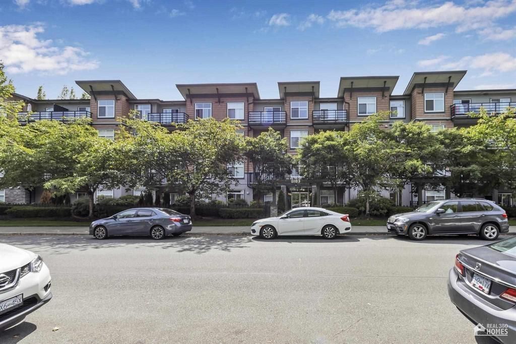 320 8183 121a Street, Surrey