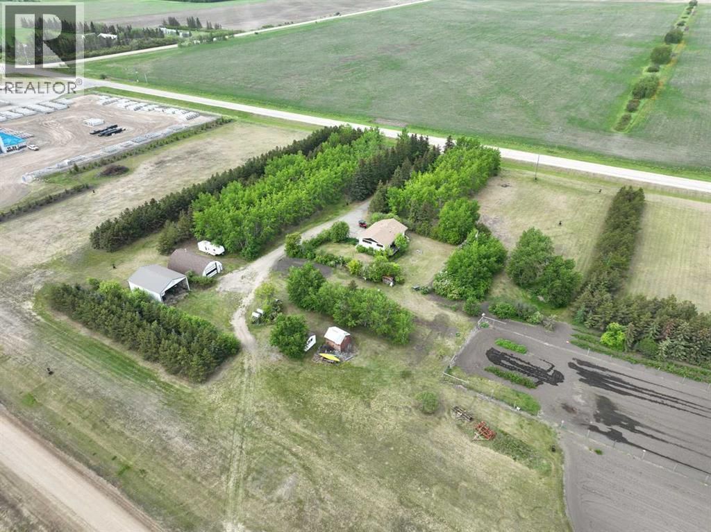 710 8th Avenue W, Beaverlodge