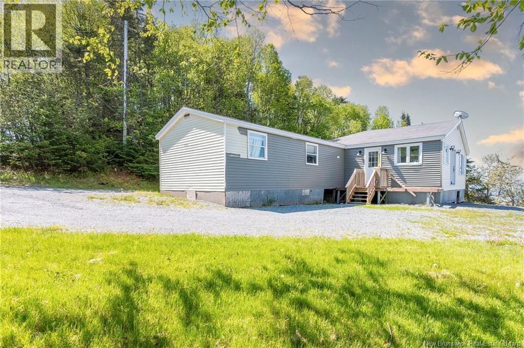 3276 Red Head Road, Saint John