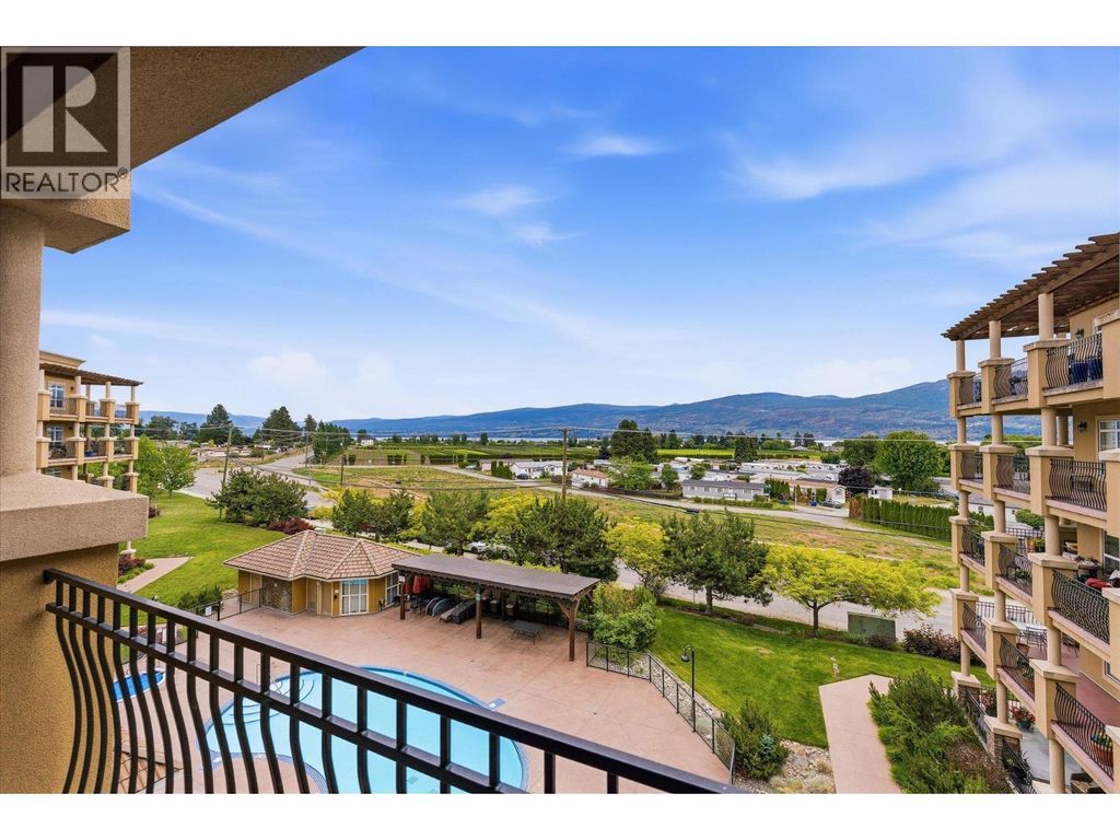 2070 Boucherie Road Unit# 402, West Kelowna