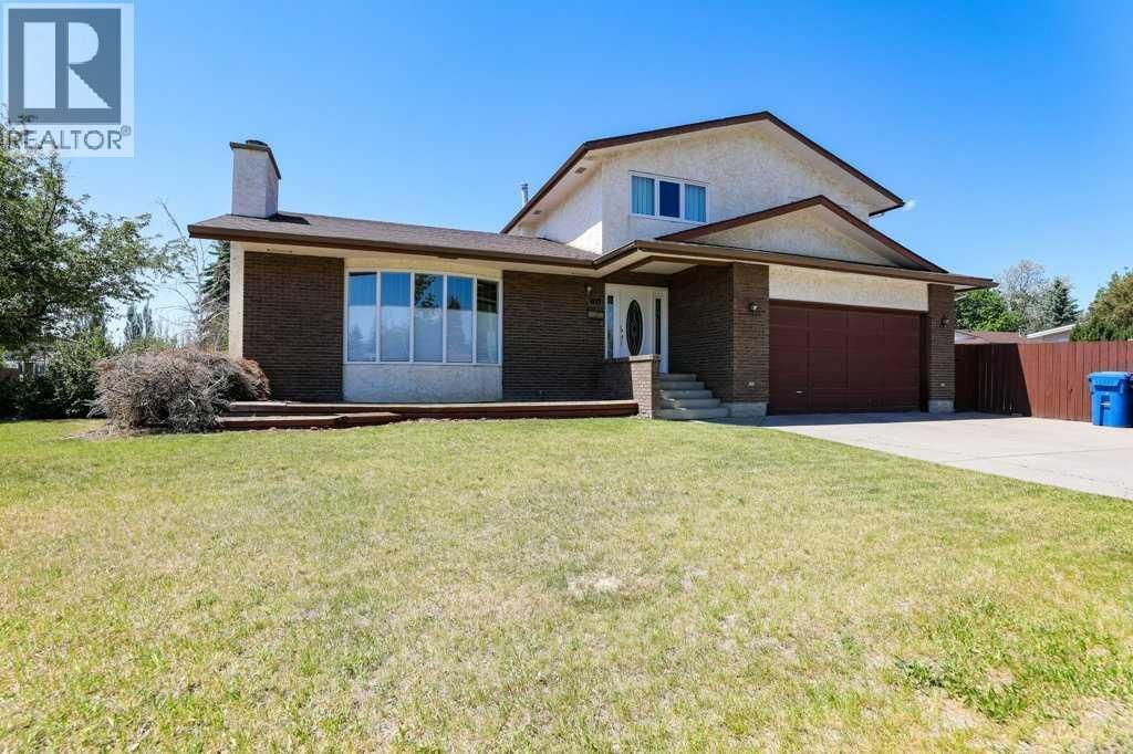 729 Columbia Boulevard W, Lethbridge