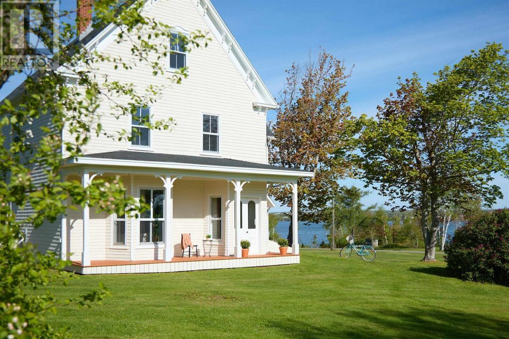 3753 Trans Canada Highway|route 1, South Pinette