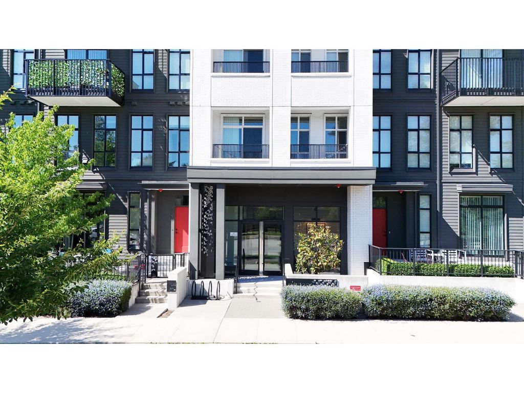 304 13963 105 Boulevard, Surrey