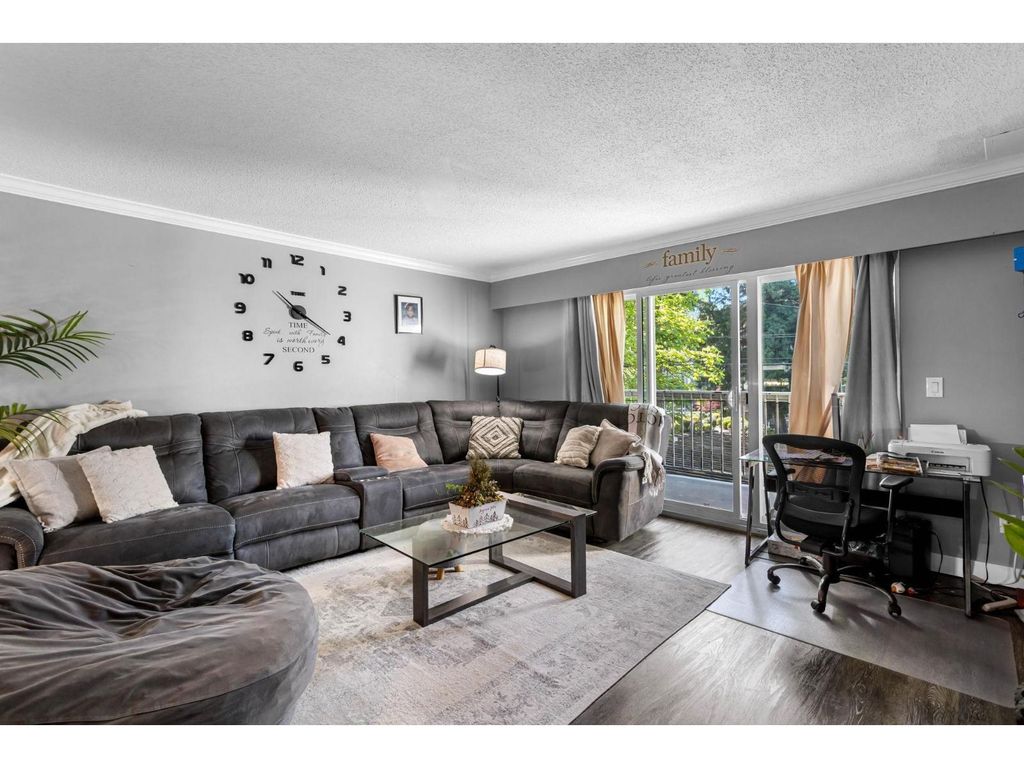 29 33293 E Bourquin Crescent, Abbotsford