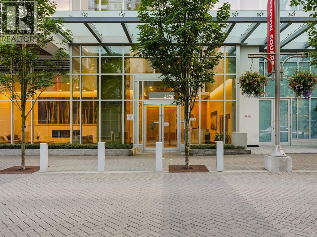 3903 4670 Assembly Way, Burnaby