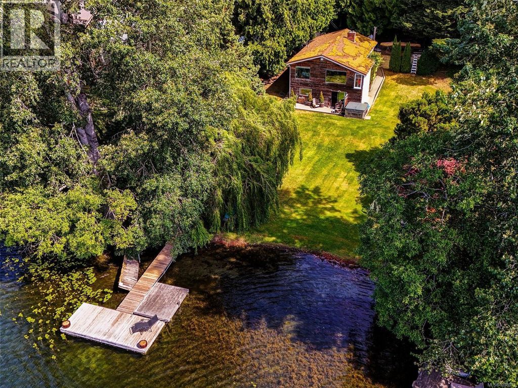 1167 Goldstream Ave, Langford