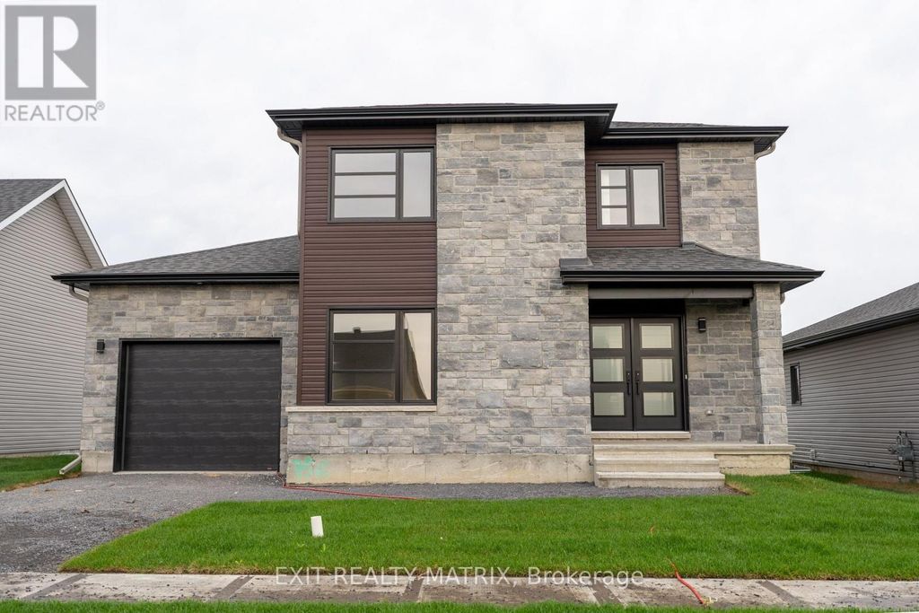 1416 Caroline Court, Cornwall