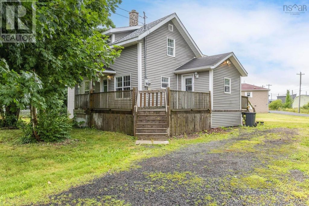 623 Main Street, Lawrencetown