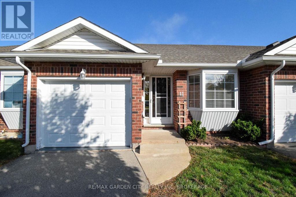 11 - 162 First Street, Welland (lincoln/crowland)