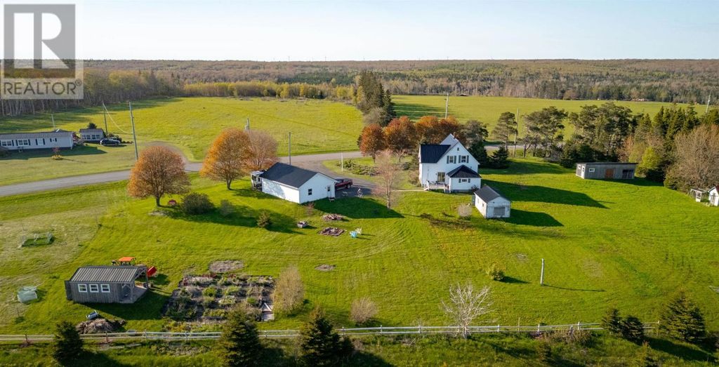 3635 Grant Road, Souris