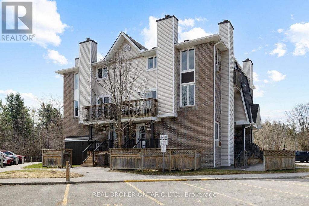3 - 7 Timberview Way, Ottawa