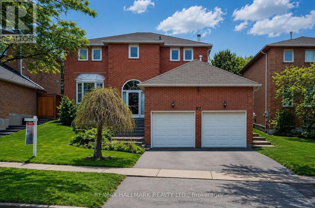 87 Autumn Way, Aurora (aurora Heights)