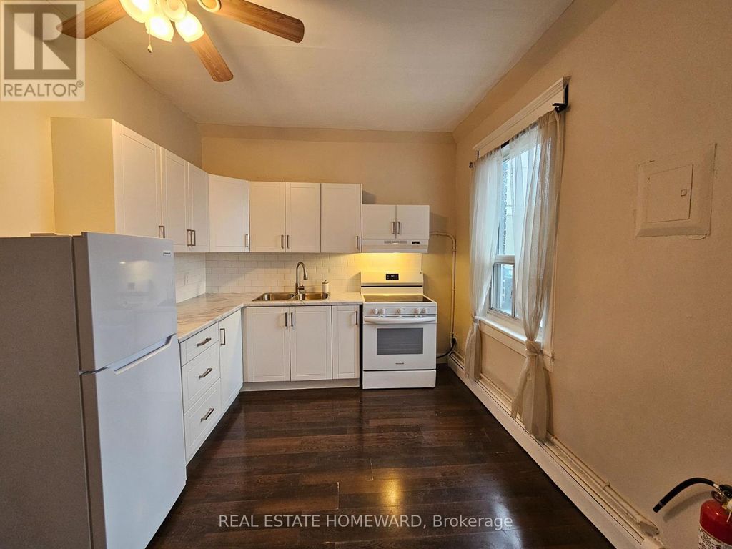 A - 733 Pape Avenue, Toronto (danforth)