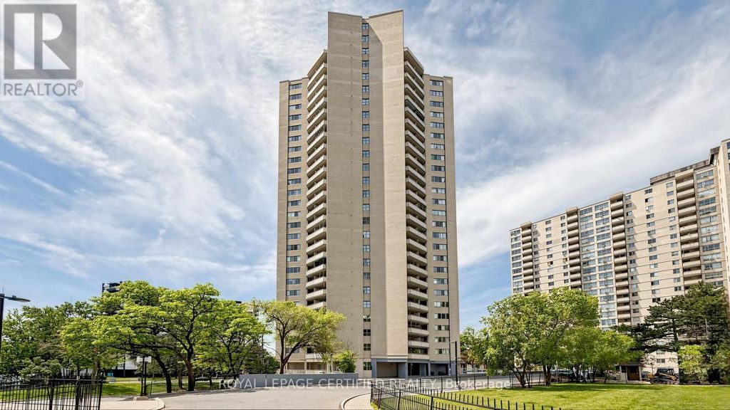 1903 - 330 Dixon Road, Toronto (kingsview Village-The Westway)